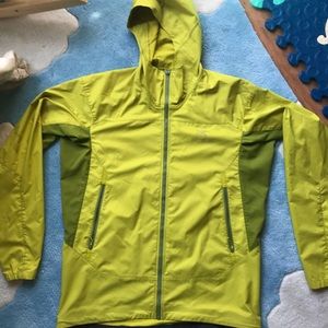 Arcteryx lightweight large rain jacket